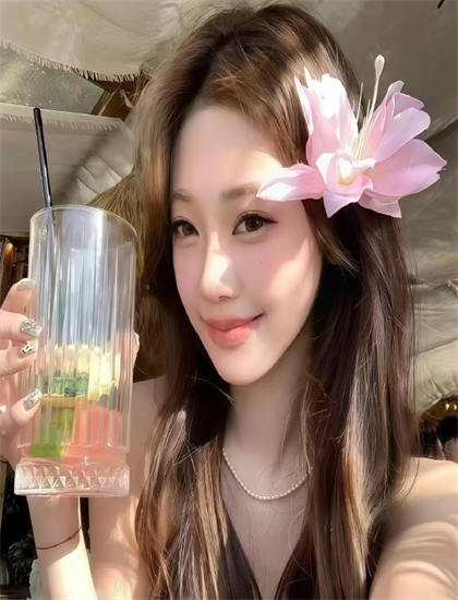 从技术角度看奇幻片天生我吊必有法：无人机拍摄的行业领先的技术实践 为艺术创作提供更多可能