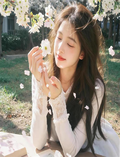 加长版本：解读《大力女子姜南顺》：多重角度分析与思考